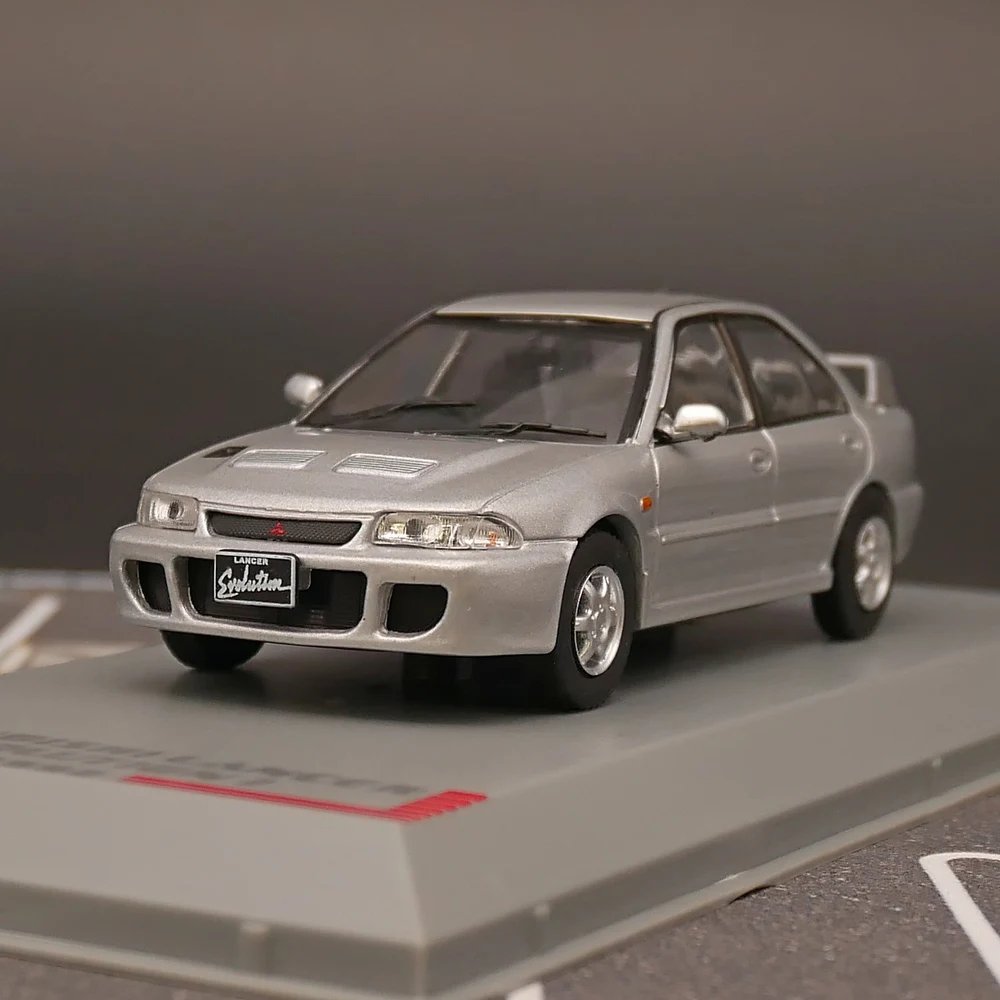 The Diecast CLUB 143 GENERATION GTI Mitsubishi Lancer Evolution 1992