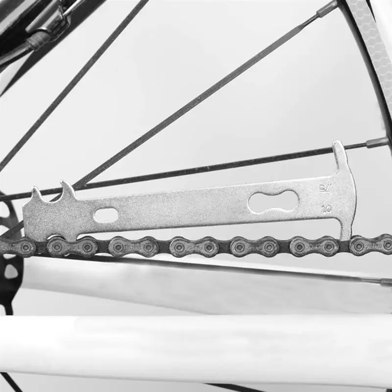 

1pc Bicycle Chain Splitter Cutter Breaker and 16 in 1 Bike Repair Tool, Chain Wear Indicator Checker, Cycling Kit