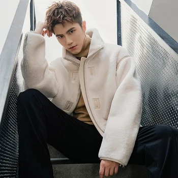 

2020 New Real Fur Coat Sheep Shearling Jacket Men Natural Merino Wool Fur Jacket Short Autumn Winter Leather Jacket 12026 KJ5525