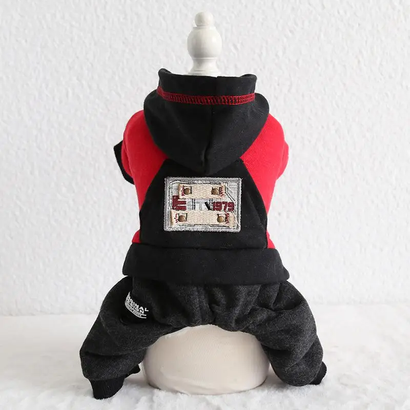 Kawaii зимняя одежда для собак четыре фута одежда для домашних животных Chiwawa jorkie Bomei платья в полоску - Цвет: Красный