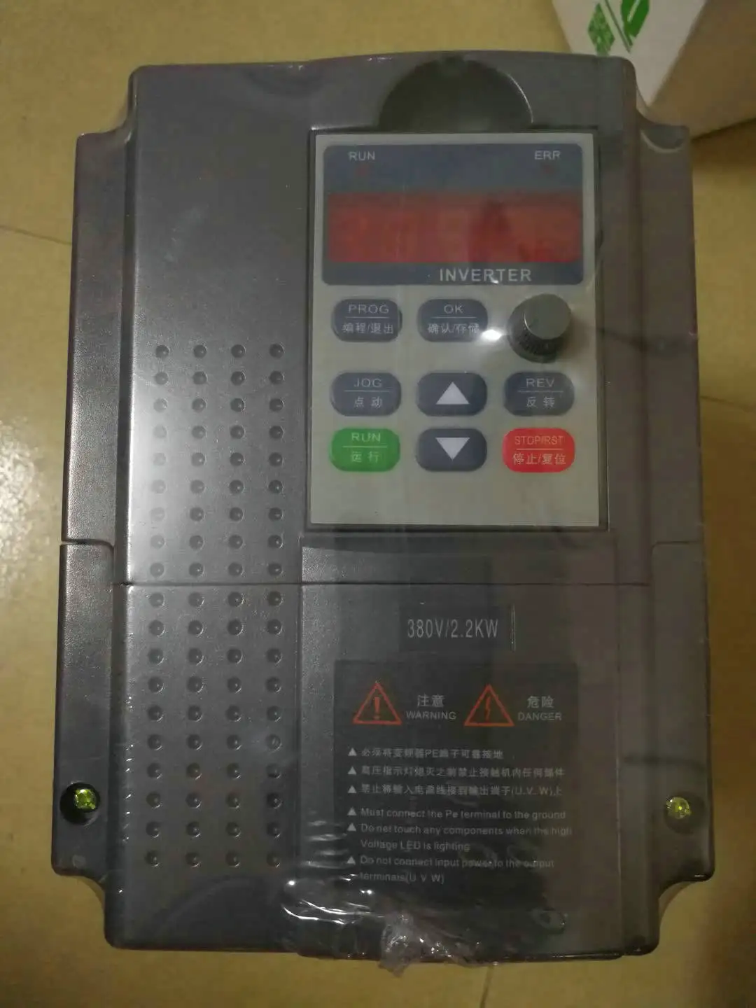 Inverter 2.2KW 220 into 380 out single phase 220V household electric