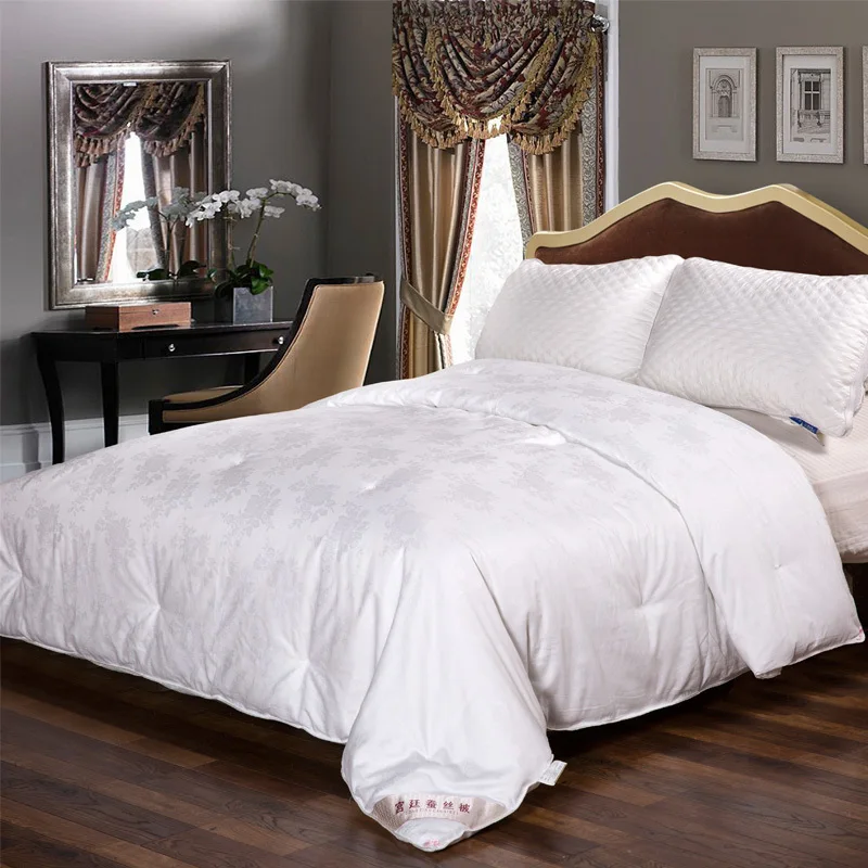 Luxury White Comforter With Cotton Cover Ultra Soft Breathable Duvet