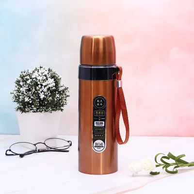 1pcs Large capacity 304 Stainless steel Heat preservation kettle 500ml Outdoor sports Travel Water cup Car portable vacuum flask - Цвет: Champagne cup