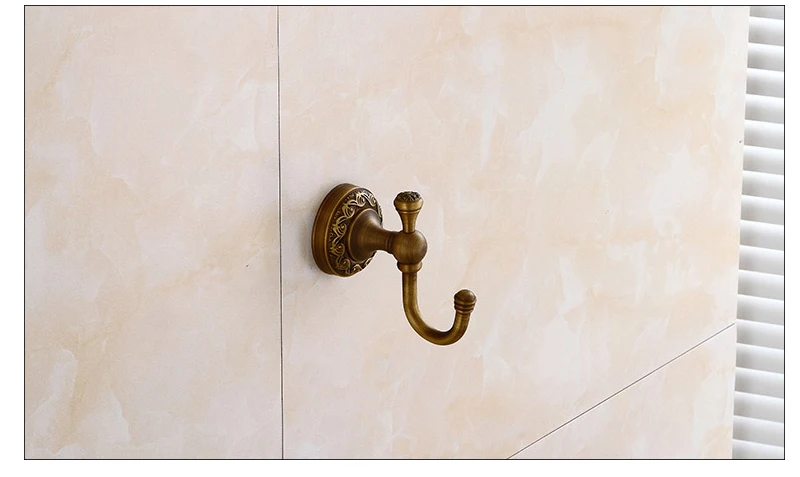 MADICA 6.2*11.8*10.8cm 1pc Robe Hooks For Shower Room Bedroom Vintage Brass Wall Hook Metal Nail Coat Hooks For Clothes Coat
