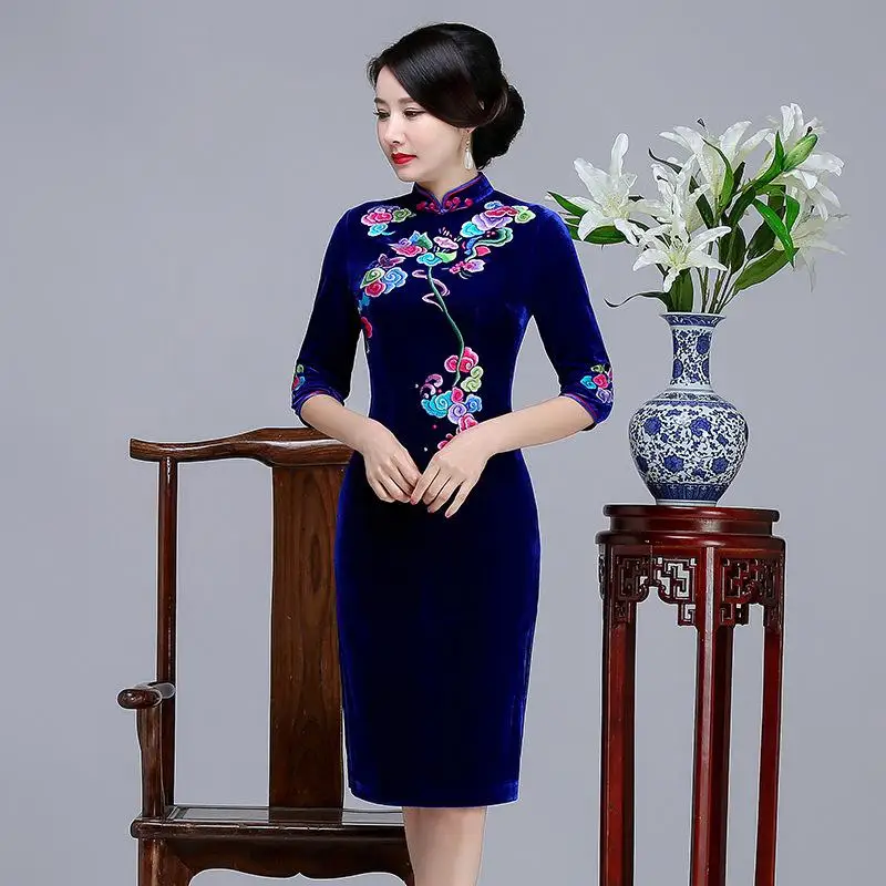 Женское вечернее платье, винтажная вышивка, цветок, велюр, Qipao, сексуальный бархат, высокий разрез, короткий рукав, Cheongsam Vestidos - Цвет: Style 3 Blue