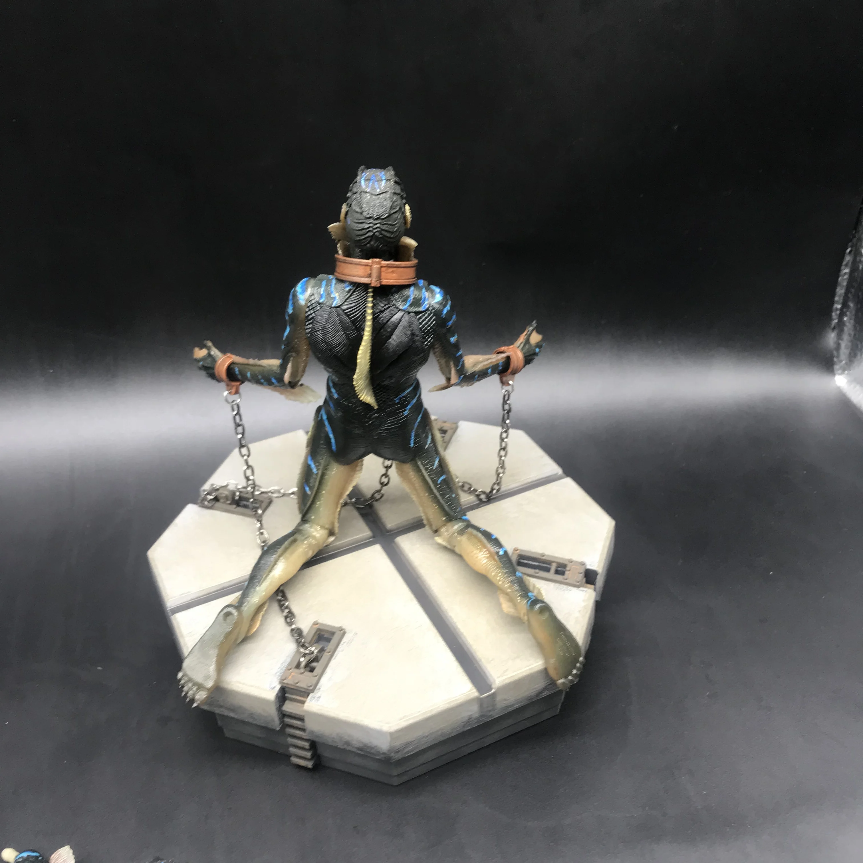 Новинка NECA форма воды амфибия человек фигурка коллекция модель подарок на день рождения кукла 18 см