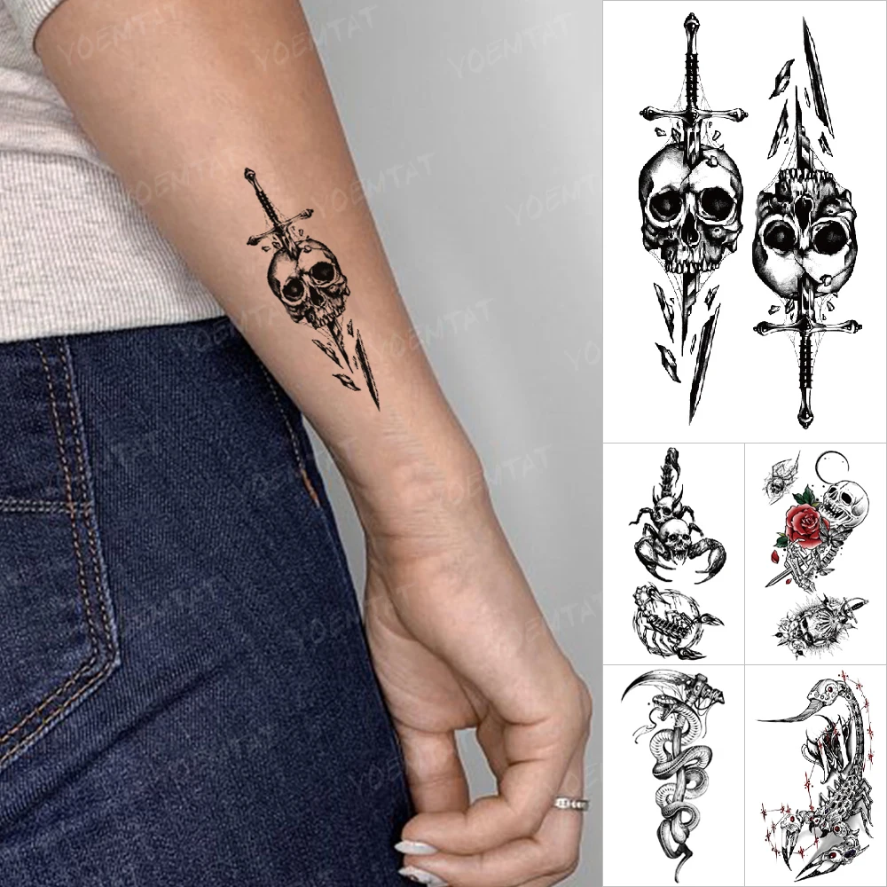 Tatouage Poignard Tête De Mort