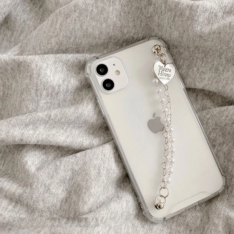 Charming Love Heart Pearl Bracelet Phone Case with Wrist Chain - Soft Back Cover