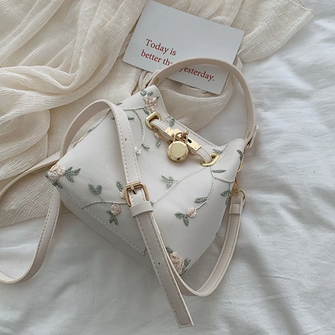 Flowers Embroidery Bucket Crossbody Bags For Women 2021 High Quality