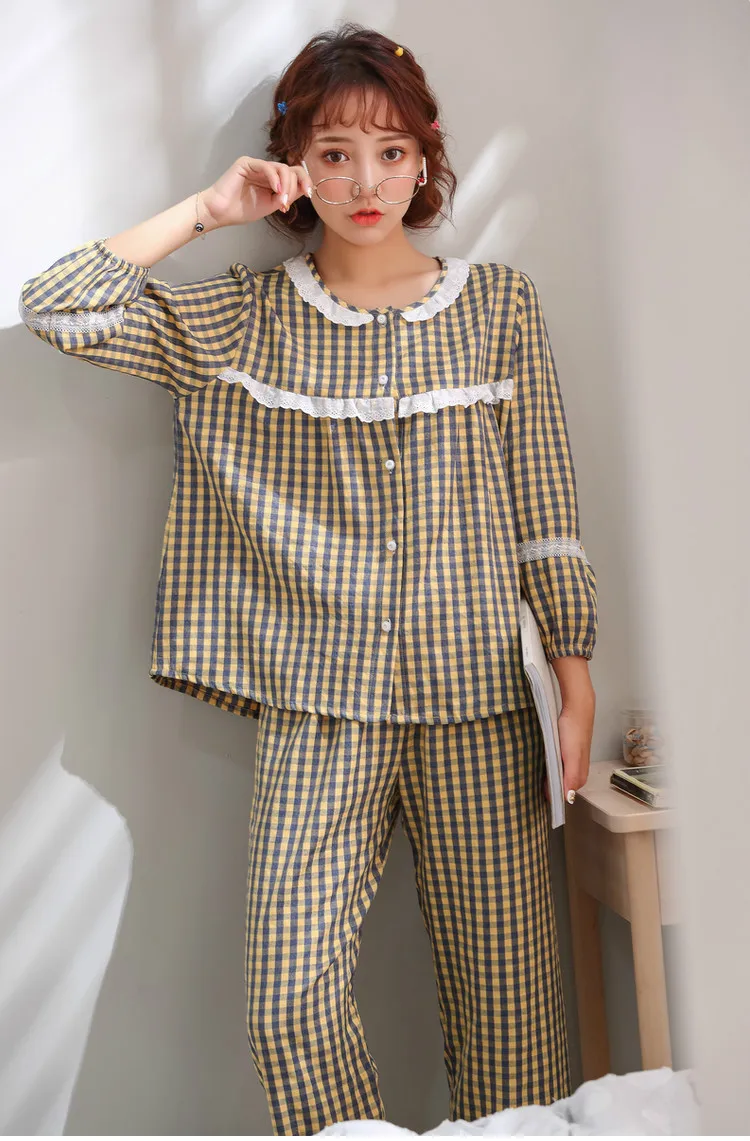 12220759438_110882744