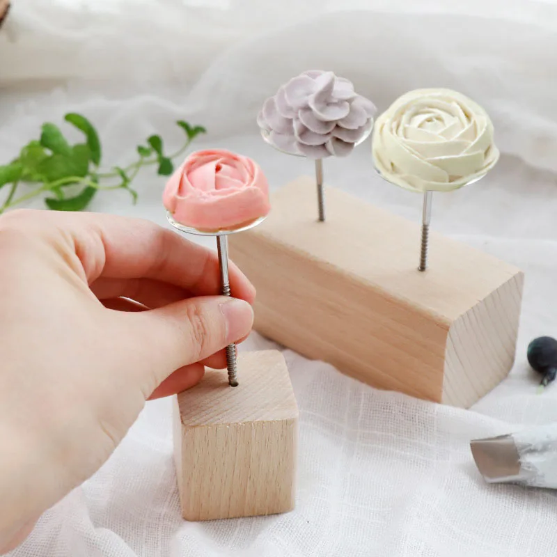 1pcs-Cake-Flower-Nails-Stand-Tools-Two-Models-Wooden-Cake-Enamel-Pile-Piping-Stands-Holder-Ice