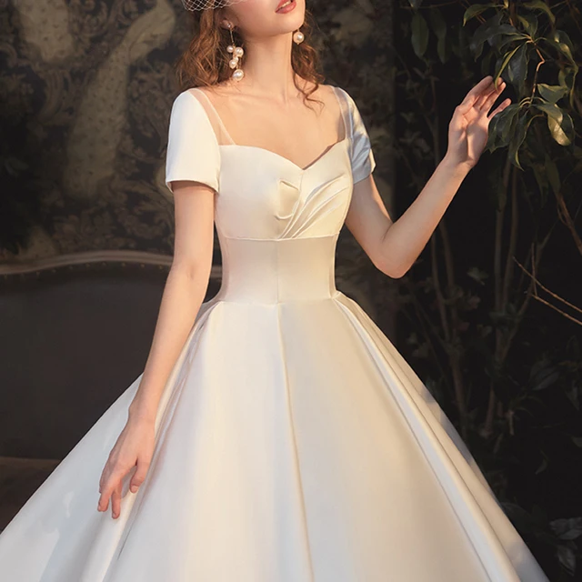 LDR42 French Satin Light Wedding Dress 2021 Pleated Short Sleeve Smooth Bridal Simple Elegant Dress robe de soirée de mariage 3
