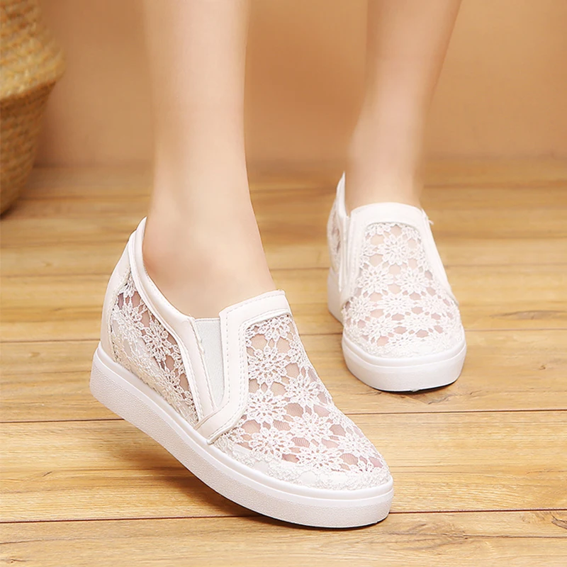 

2020 Spring Slip On Lace Loafers Fashion Casual Increase Height Wedge Sneakers White Black Comfort Mesh Platform Shoes Woman