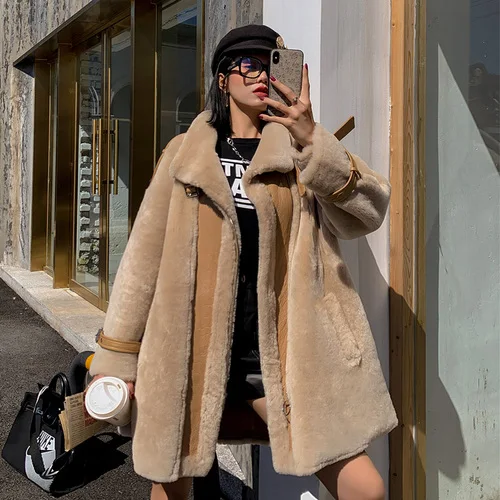 Хаки Двустороннее меховое пальто Highstreet с зубчатой горловиной, пряжкой, поясом, манжетами, толстое теплое длинное пальто, Женское зимнее повседневное ТРАПЕЦИЕВИДНОЕ пальто, плюс верхняя одежда - Цвет: Хаки