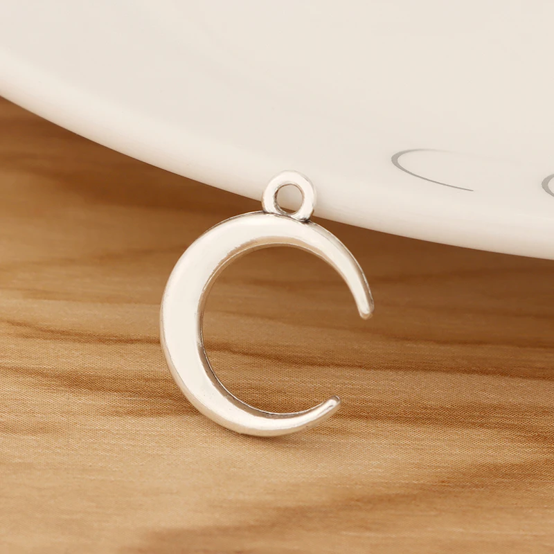 

50 Pieces Tibetan Silver Crescent Moon Charms Pendants for DIY Necklace Bracelet Earring Jewellery Making 20x16mm