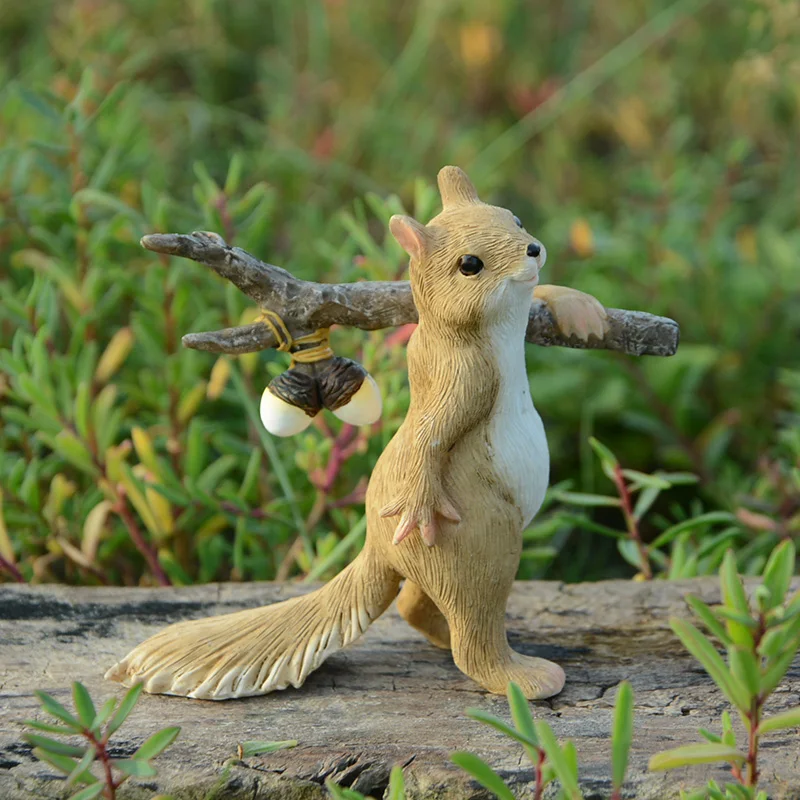 

Creative Cute Animal ornaments resin squirrel Decoration miniature Figurine Craft garden Mini Furniture home decor accessories