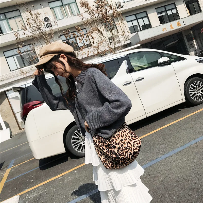 Новинка зимы года, Модный женский рюкзак в западном стиле с леопардовым узором через плечо