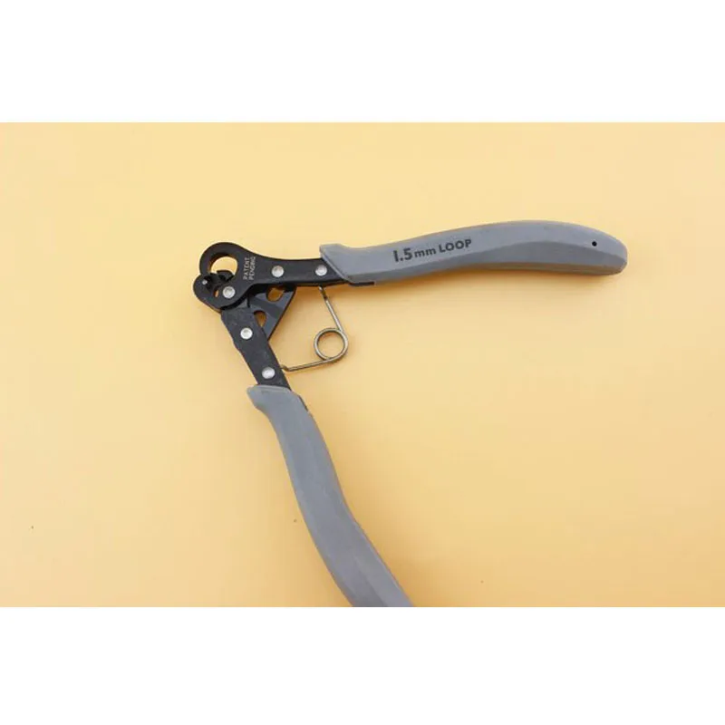 

1.5mm Mini Wire Winding Pliers 9-pin One-step Forceps DIY Craft Tools