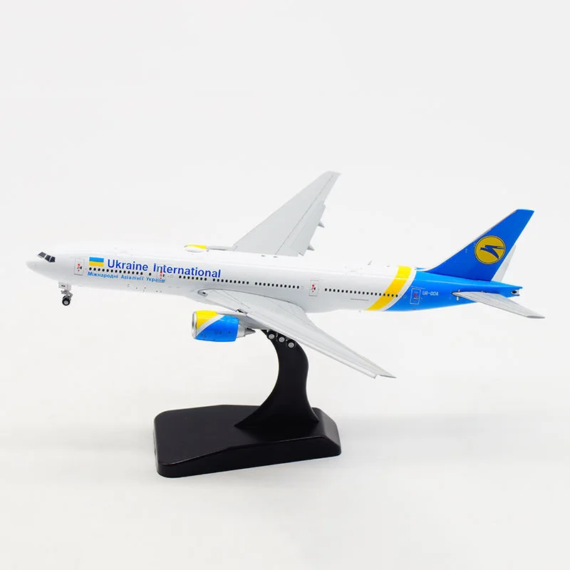 16 см 1/400 коллекционные Boeing777 украинские авиалинии твердый самолет с шасси колеса Модель игрушки самолет Литой Сплав самолет