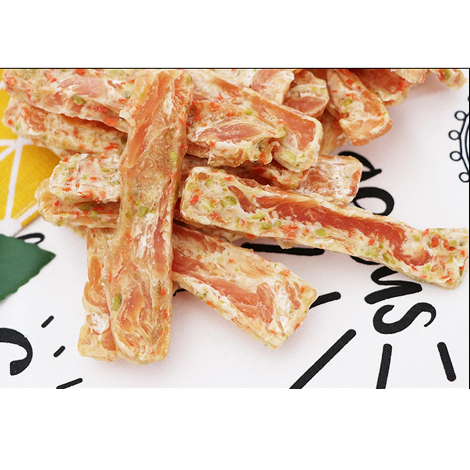 Собака закуски для домашних животных Курица овощи ломтики питательные животные кормления морковь горох курица щенок кошки закуски вкусное Здоровое питание 600 г