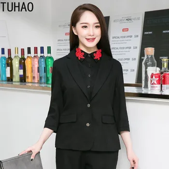 

TUHAO Chic Solid Shirts Long Sleeve Cotton Linen Blouse Plus Size 9XL 8XL 7XL Shirts Oversize White Blouse Embroidery Tops WM61