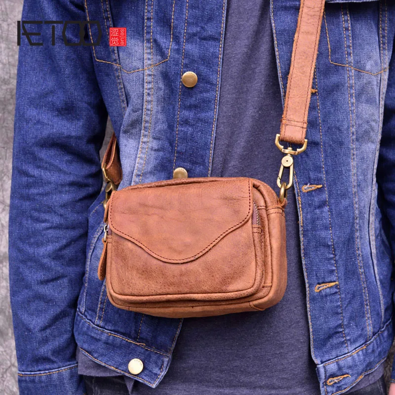 

AETOO Vintage matte leather men's Messenger bag head layer leather cross section flap summer casual small phone bag