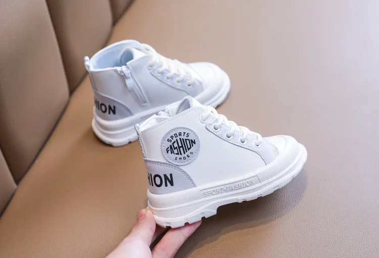 20781631211_1016882337