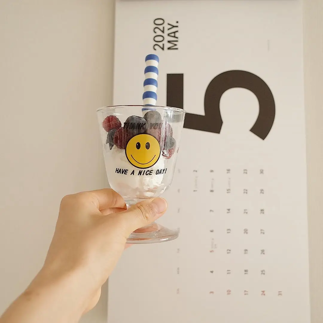 한국 스타일 틈새 스마일 유리 잔 귀여운 미소 과일 샐러드 디저트 접시, 케이크 접시