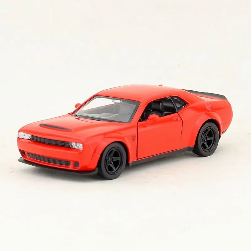 Точная имитация эксклюзивный Diecasts& Toy Vehicles: RMZ city автомобильный Стайлинг Dodge Challenger SRT Demon 1:36 литая под давлением модель - Цвет: Красный