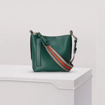 

Ladies Bucket Bag New Contrast Color Wide Shoulder Strap Picture-Mother Bag Shoulder Bag Messenger Bag