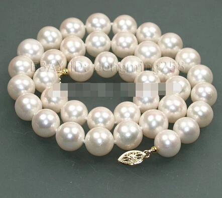 1561 17" 13MM WHITE ROUND FRESHWATER PEARL NECKLACE