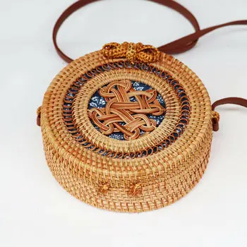 

2019 new fashion round straw bag bohemian style women's rattan bag hand-woven beach shoulder bag HOT