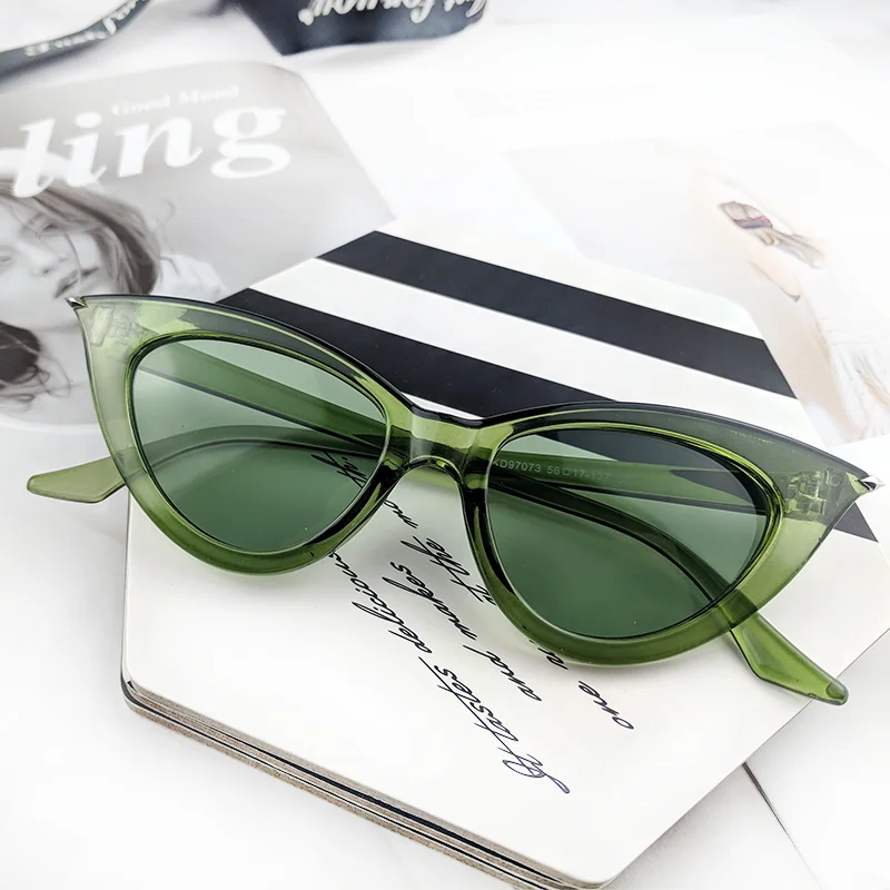 Женские солнцезащитные очки кошачий глаз с прозрачными зеркальными линзами |