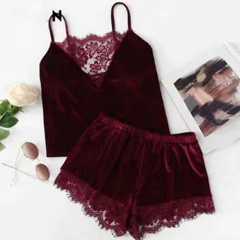 

2pcs/Set Women's Summer Sexy Pajamas Set Pleuche Home Sleepwear Spaghetti Straps Pleuche Comfortable New Women's Pajamas