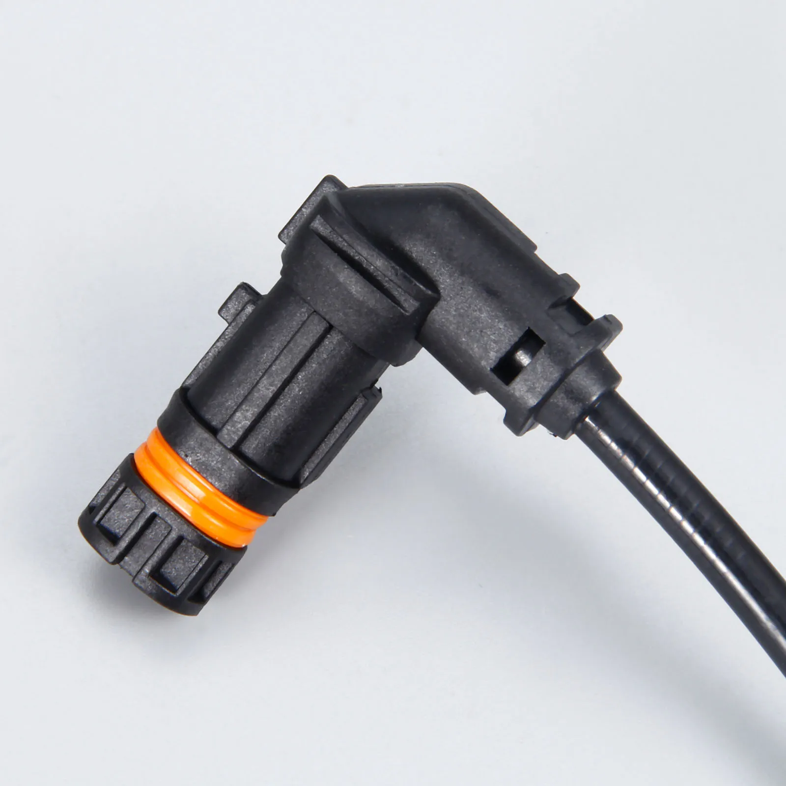 ABS Скорость Сенсор 16454007917 для MERCEDES BENZ GL320 GL450 GL550 ML320 ML350 ML500 ML550 ML63 R320 R350 R500 R63