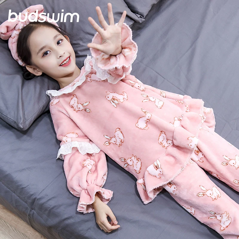 

Girls autumn and winter new cute cartoon flannel pajamas two-piece baby lace comfortable cute suit foreign gas