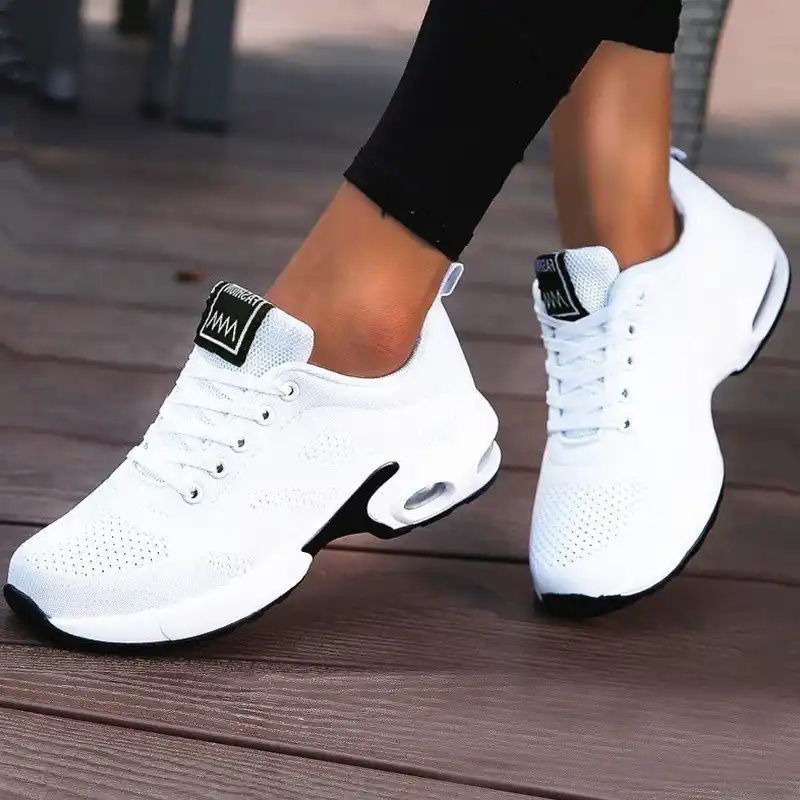 fashionable running shoes womens