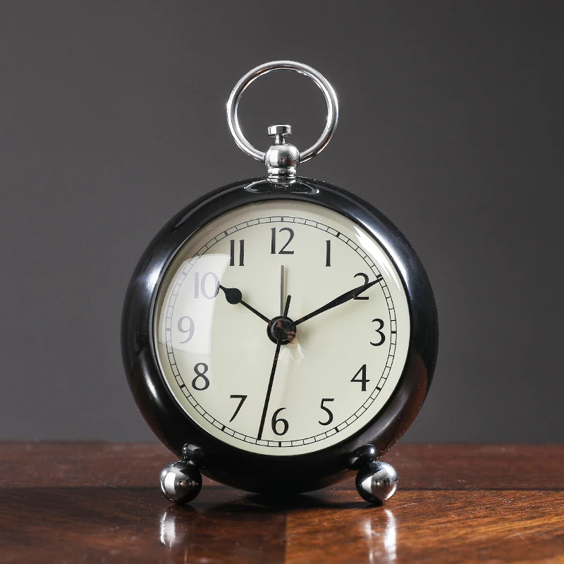 Mini Retro Alarm Clock Simple Small Round Silence Quite Clock Fashion