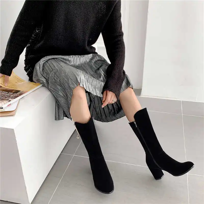MEMUNIA/модные ботинки до середины икры, большие размеры 34-43 женские ботинки на высоком каблуке из флока с круглым носком, на молнии элегантные осенне-зимние ботинки