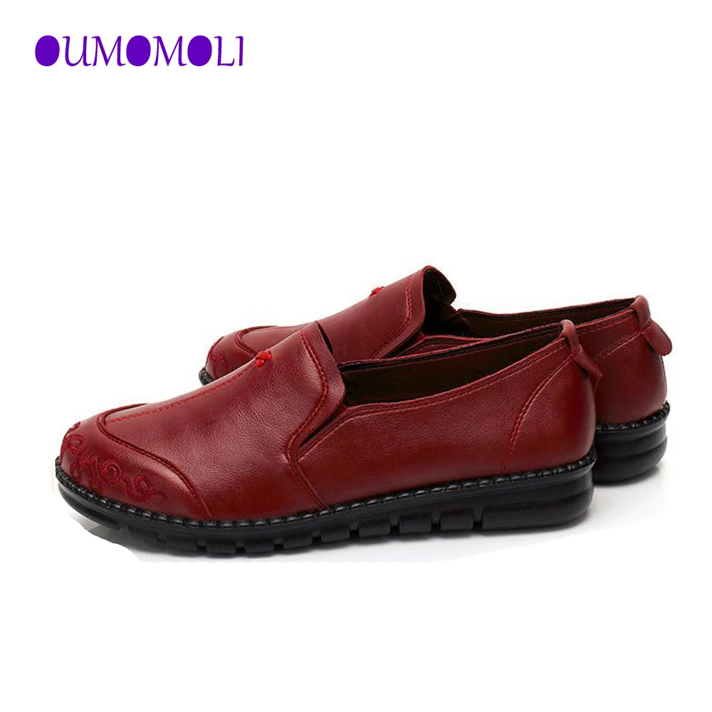 Baratos 2020 nuevas mujeres zapatos planos de cuero Casual rojo negro marrón cuña con fondo suave deslizamiento en el corazón cómodo mamá ZAPATOS DE TRABAJO Q024