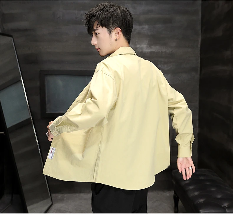 Стиль сафари мужские s рубашки патч дизайн сплошной цвет Мужская рубашка двойной карман Осенняя мужская рубашка с длинными рукавами