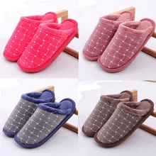 Мужские тапочки; большие водонепроницаемые повседневные домашние тапочки; сезон осень-зима; бархатная теплая обувь; удобные хлопковые тапочки в полоску и клетку