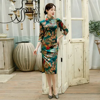 

Green Autumn Vintage Ladies Beading Chinese Traditional Slim Qipao Classic Mandarin Collar Stage Show Elegant Female Cheongsam