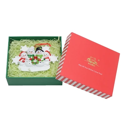Смола оптом Снеговик Семья 3 рождественские украшения персонализированные подарки, которые могут написать свое имя для праздника и домашнего декора - Цвет: Family of 4-gift box
