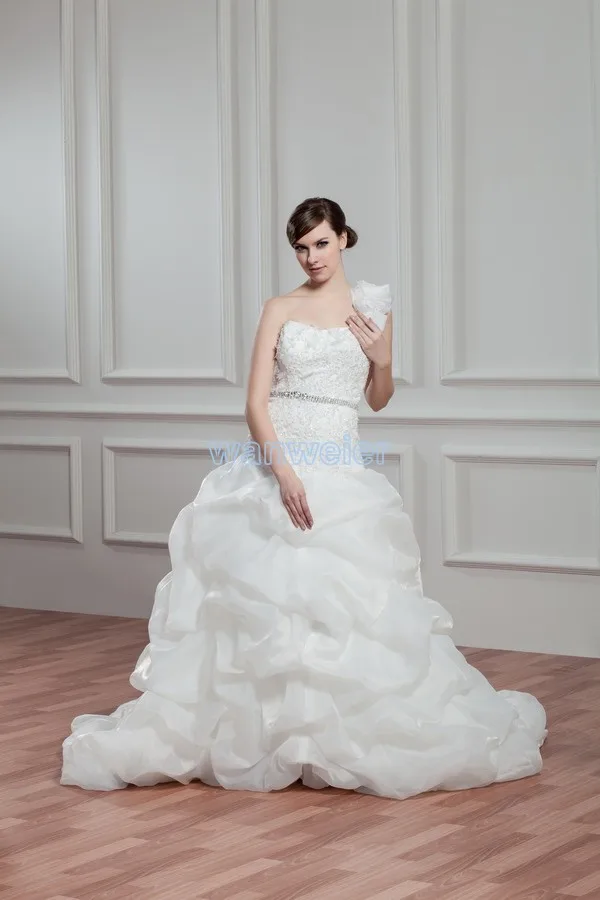 Gratis Verzending 2016 Ontwerp Bruid Jurk Baljurk Bruidsjurk Maat Maat/Kleur Een Schouder Plus Size Kleine Trein trouwjurk Gratis Verzending 2016 Ontwerp Bruid Jurk Baljurk Bruidsjurk Maat Maat/Kleur Een Schouder Plus Size Kleine Trein trouwjurk