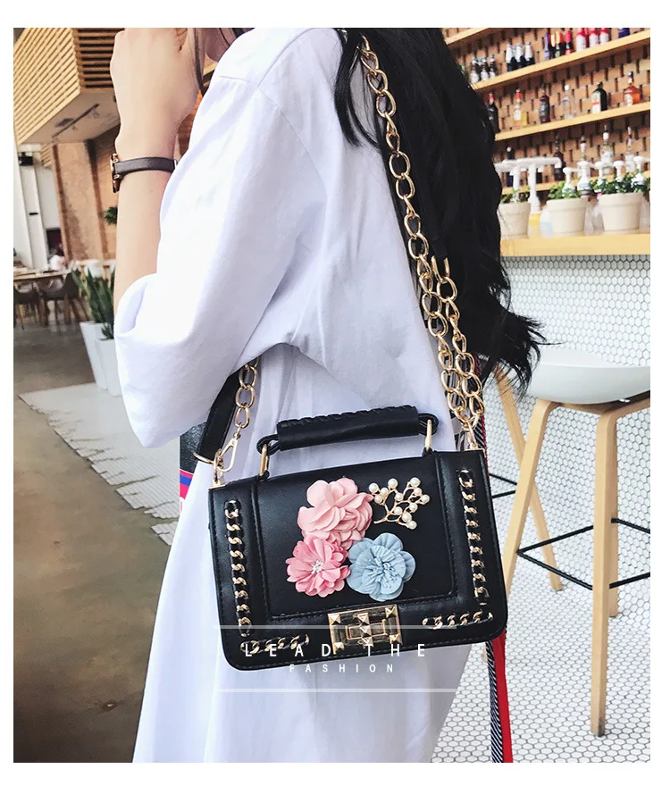 

2019 new fashion sweet lady flower small square bag with one shoulder oblique span