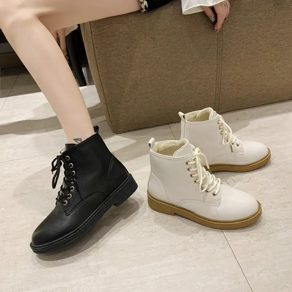 Boots 2020 Black White 35 40 Size Martin Boots Short Plush Winter Boots Female Women Shoes Fashion and Keep Warm Ankle Boots