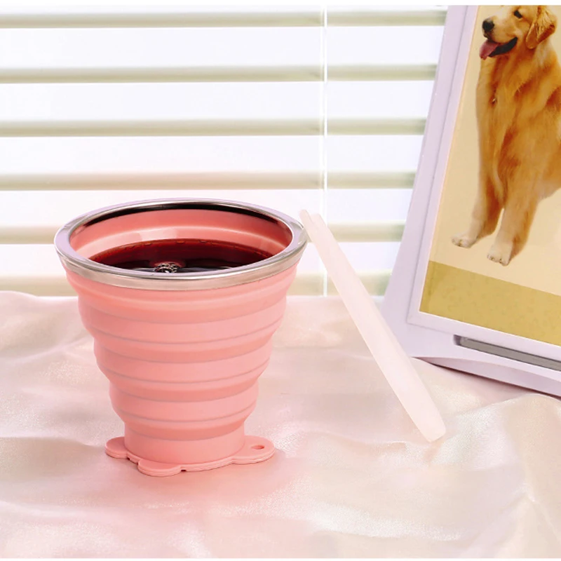 250ML Cartoon Silicone Collapsible Travel Cup Folding Outdoor Camping Cups With Lids Drinking Mug Milk Coffee Cup Tableware