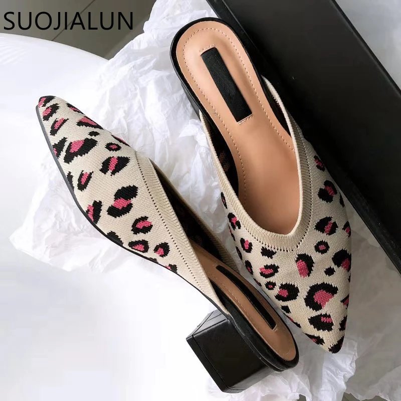 

SUOJIALUN Pointed Toe Women Mules Slipper Ladies Casual Knitting Square Low Heels Female Outsides Slides Slip On Shallow Sandal
