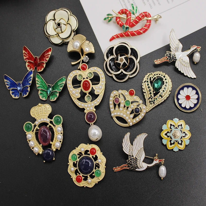 

2020 new style brooch, organ fairy flower, women's elegant wedding brooch, high quality Baroque brooch, free of freight
